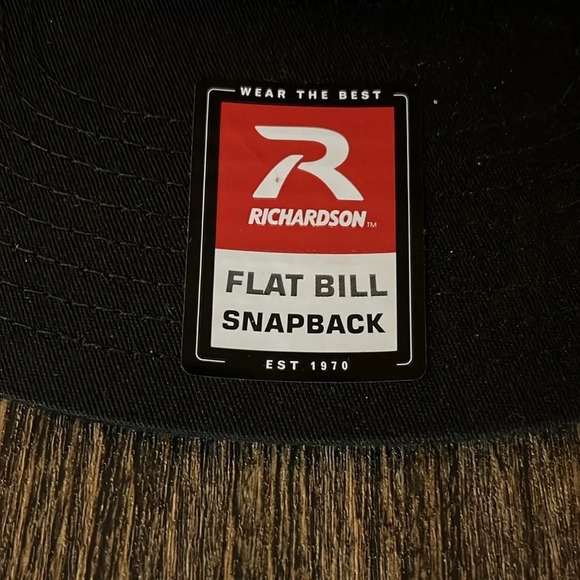 CUSTOM DESIGN 7 PANEL TRUKER FISHING HAT - Picture 5 of 5